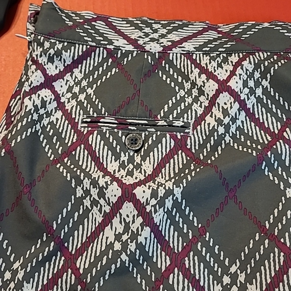 GORDON COOPER GOLF Plaid Gray and Red Women's Skirt SIZE 12 - Picture 7 of 12